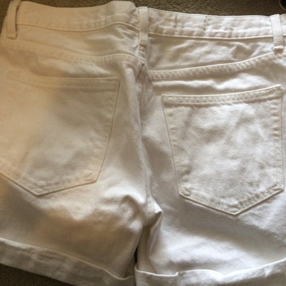 gap shorts white size 26 - Picture 3 of 3